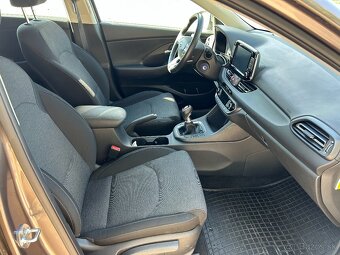 Hyundai i30 CW Family 48V Mild Hybrid 1,5T-GDi 117KW MT/6 - 15