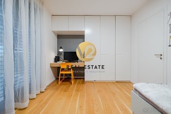 Na PREDAJ Exkluzívny 3i.izb byt s terasou v krásnej časti Br - 15