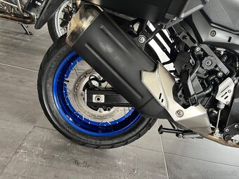 Suzuki DL650 V strom - 15