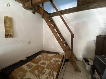 Na predaj vínny dom s vinicami a vínnymi pivnicami 13974 m2  - 15