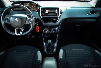 PEUGEOT 208 1.2BENZIN 60kW 92tis KM 2016 KAMERA,VYHREV SED - 15