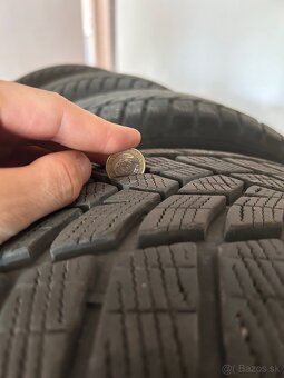 Predám zimné pneumatiky Goodyear 235/50R19 103V  - 4 ks - 15
