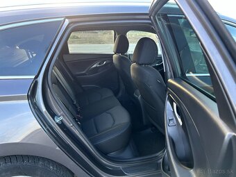 Hyundai i30 CW 1.4i Comfort Extra 66tis.km 2019 - 15