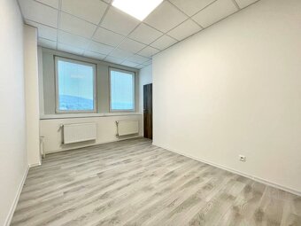 PRIESTORY, NA PRENÁJOM, CENTRUM TRENČÍN, ul. Jilemnického. - 15