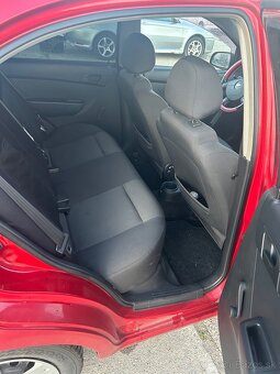 Chevrolet Aveo - 15