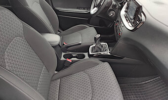 Kia Ceed SW combi 1.5 T-GDi Gold - 15