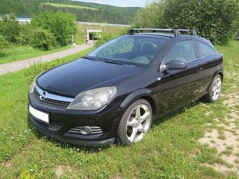 OPEL ASTRA GTC 1.9 CDTi Cosmo - 15
