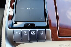 Lexus LS500h 2018 - odpočet DPH - 15