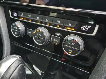 VW Golf 7 Variant Highline 1.5 TSI 110kW - záruka Autodraft - 15