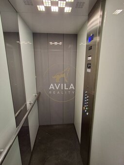 PREDAJ: Elegantný 3-izbový byt po kompletnej rekonštrukcii, - 15