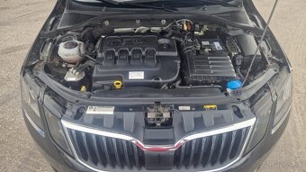 ŠKODA OCTAVIA COMBI 2.0 TDI.DSG - 15