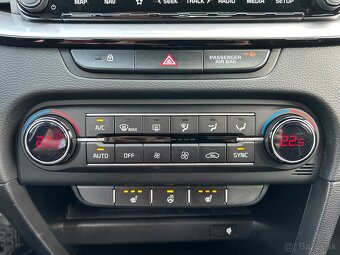 Kia Ceed 1.6 CRDi MHEV GT-Line - 15