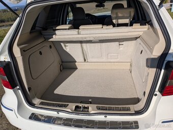 Mercedes B180 - 15