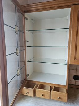 Masívna kuchynská linka z Nemecka so spotrebičmi - 15