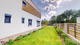 REZERVOVANÉ Nízkoenergetický 5i samostatne stojaci rodinný - 15