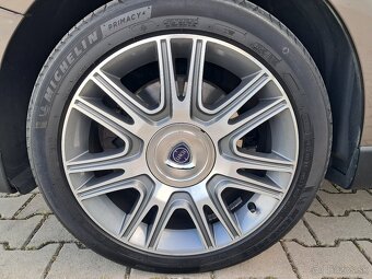 Lancia Delta 1,9 Twin Turbo Multi jet 230PS 508Nm - 15