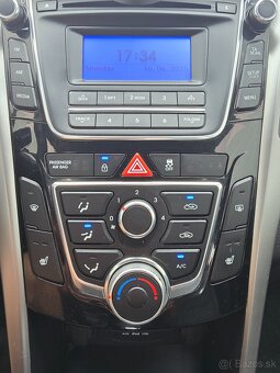 Hyundai i30 2014 1.6mpi(88kw) 146000km po1.majiteľovi - 15