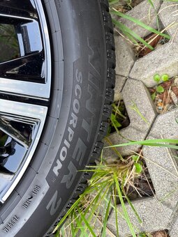 Zimna sada 275/45/R20 Volvo 9.0J x 20H2 ET38.5 - 15