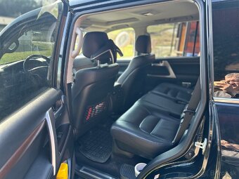 Toyota Land Cruiser Premium 200 - 15
