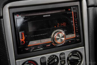 Mazda MX-5 NB 1.6 81kW, M5, Mohair + Vyhrievané sedadlá - 15