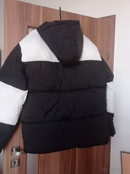 Predám 4 zimné bundy - 15