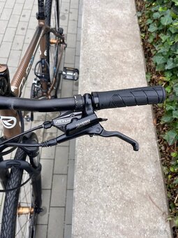 Trekingovy bicykel Kellys Cliff 90 28” 19 Rám - 15