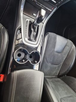 Ford Galaxy 2.0TDCi Duratorq 180 Titanum X A/T6 132Kw 7miest - 15