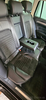 Volkswagen Passat B8 Variant 2.0 TDI Highline DSG - 15
