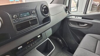 Mercedes-Benz Sprinter 311 CDI 2.2  L2 H2 - 15