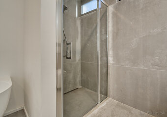 Úsporný 5-izbový bungalov A0 – Veľká Lomnica - 15