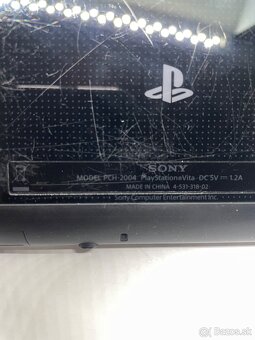 PS Vita PCH-2004 LCD verzia - 15