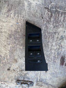 Opel Astra J 09-15 diely interiéru radio,packy,panel,vypínac - 15