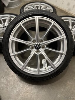 Nepoužitá zimná sada 5x112 R19 , 235/40/19 Audi RS4 RS5 - 15