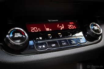 Kia Sportage 2.0 CRDi 4WD automat - 15