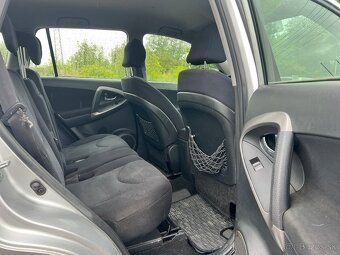Toyota RAV4 2.2 D-4D 135 Terra - 15