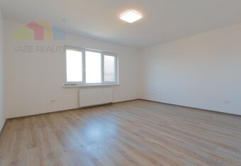 -ZNÍŽENÁ CENA- Na predaj 4-izbový rodinný dom 207 m², pozemo - 15