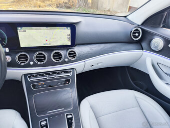Mercedes-Benz E trieda Sedan 300 4MATIC A/T odpočet DPH - 15