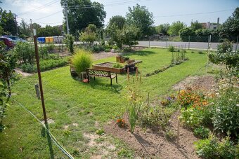 Prenajmem zariadený 3 izbový byt s pozemkom a von. posedením - 15