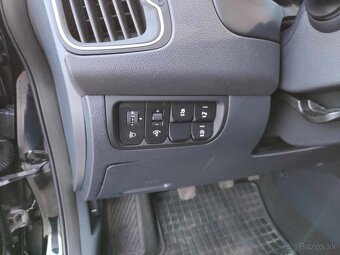 KIA Rio 1.2 D-CVVT UEFA EURO 2016TM Edition - 15