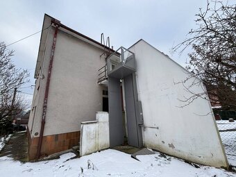Na predaj 4-izb. byt s pozemkom a výhľadom na Trenčiansky hr - 15