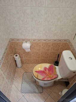 Na predaj prerobený (3i) 3 izbový byt Senica blízko centra. - 15