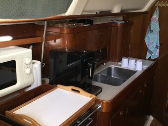 Plachetnice BENETEAU OCEANIS 351 - 15