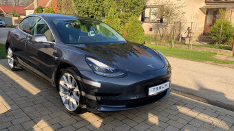 PREDANÉ Tesla Model 3 SR+ (záruka do 12/2027) - 15