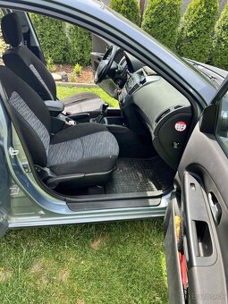Kia Cee'd SW 1.6 2009  93kw - 15