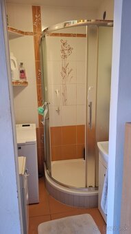 2 izbový byt v centre s dvoma veľkými balkónmi - 15