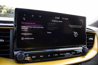 Kia XCeed 1.5 T-GDi Platinum A/T - 15