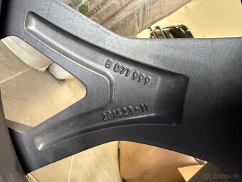 Originál R21 disky BMW + zimné pneu Pirelli (kompletná sada) - 15