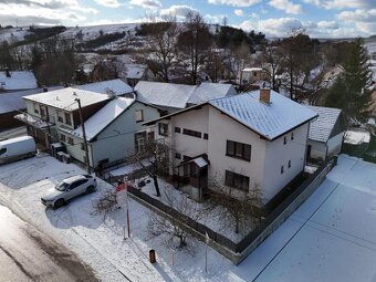 Na predaj RODINNÝ DOM v centre obce Konská - 15