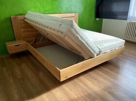 Dubová masívna posteľ s úložným priestorom - 15