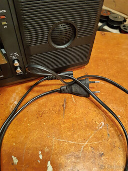 Radiomagnetofon RFT SKR720 z roku 1988 - 15